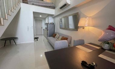 For Sale or Rent: 1BR Loft Seaview in Mandani Cebu