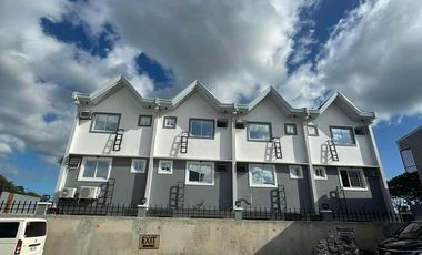 Townhouse for rent with 4 bedrooms in Angeles City Pampanga