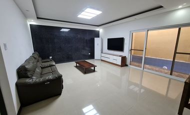 Two Storey Apartment for rent with 5 bedrooms and pool near Korean Town