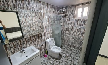 Two Storey Apartment for rent with 5 bedrooms and pool near Korean Town