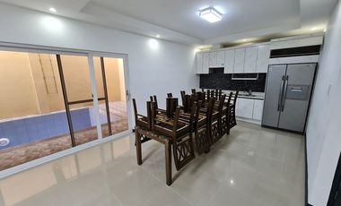 Two Storey Apartment for rent with 5 bedrooms and pool near Korean Town