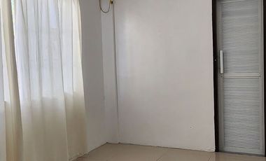🏠 Santorini-Inspired 2-Storey Home for Rent in Brgy. Pampang