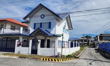 🏠 Santorini-Inspired 2-Storey Home for Rent in Brgy. Pampang