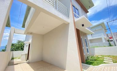 𝟰-𝗕𝗲𝗱𝗿𝗼𝗼𝗺 𝗛ouse for sale 𝘄𝗶𝘁𝗵 𝗖𝗼𝗼𝗹 𝗖𝗹𝗶𝗺𝗮𝘁𝗲 & 𝗠𝗼𝘂𝗻𝘁𝗮𝗶𝗻 𝗩𝗶𝗲𝘄𝘀 𝗶𝗻 𝗧𝗮𝗻𝗮𝘂𝗮𝗻, 𝗕𝗮𝘁𝗮𝗻𝗴𝗮𝘀