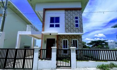 𝟰-𝗕𝗲𝗱𝗿𝗼𝗼𝗺 𝗛ouse for sale 𝘄𝗶𝘁𝗵 𝗖𝗼𝗼𝗹 𝗖𝗹𝗶𝗺𝗮𝘁𝗲 & 𝗠𝗼𝘂𝗻𝘁𝗮𝗶𝗻 𝗩𝗶𝗲𝘄𝘀 𝗶𝗻 𝗧𝗮𝗻𝗮𝘂𝗮𝗻, 𝗕𝗮𝘁𝗮𝗻𝗴𝗮𝘀