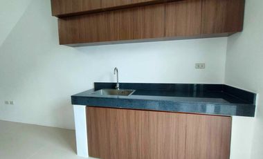 Preselling 2-Storey w/ 3 Bedroom Townhouse Located in Malhacan Meycauayan Bulacan-JV2