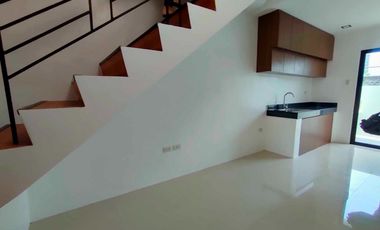 Preselling 2-Storey w/ 3 Bedroom Townhouse Located in Malhacan Meycauayan Bulacan-JV2