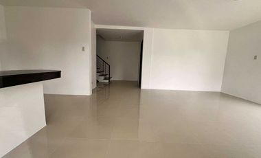 Viente Reales, Valenzuela City House and Lot For Sale (Preselling Stage)-JV2