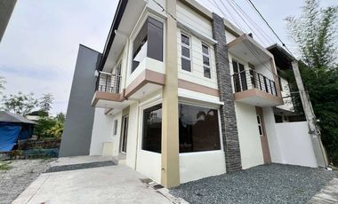 Viente Reales, Valenzuela City House and Lot For Sale (Preselling Stage)-JV2