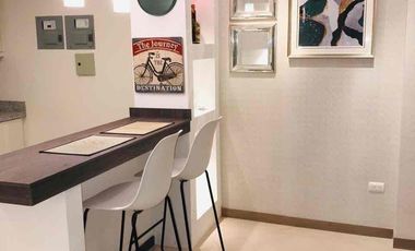 CENTRO EMPRESARIAL COLÓN-NORTE DE GUAYQUIL, Alquilo Suite totalmente amoblada 1 dormitorio $850.
