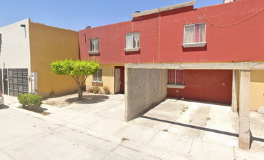 VENTA CASA P.º del Salvador 109, Floresta, 35013 Gómez Palacio, Dgo.