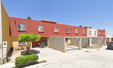 VENTA CASA P.º del Salvador 109, Floresta, 35013 Gómez Palacio, Dgo.