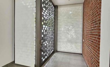 BLUE BAY- MOCOLI SAMBORONDON KM6, Vendo Casa
Hermosa una planta 3 dormitorios $620.000