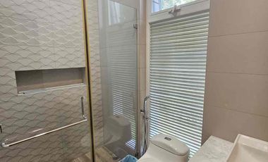 BLUE BAY- MOCOLI SAMBORONDON KM6, Vendo Casa
Hermosa una planta 3 dormitorios $620.000
