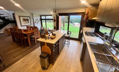 Casa Amplia Con Vista Al Volcán