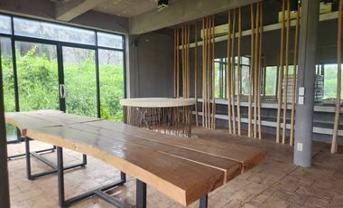 Resort for Sale in Khao Kho, Phetchabun On over 12 rai of titled land with panoramic windmill views, complete with existing structures and a valid hot