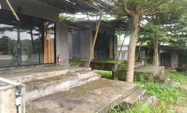 Resort for Sale in Khao Kho, Phetchabun On over 12 rai of titled land with panoramic windmill views, complete with existing structures and a valid hot