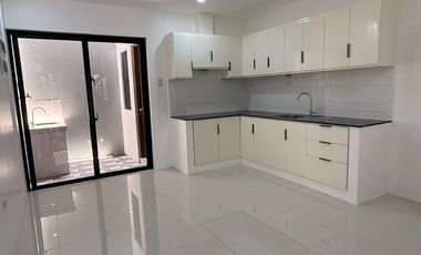 10% Downpayment with Loft Townhouse for sale  in Tandang Sora Quezon City Near Mindanao Avenue and Visayas Avenue