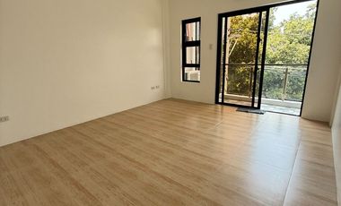 10% Downpayment with Loft Townhouse for sale  in Tandang Sora Quezon City Near Mindanao Avenue and Visayas Avenue