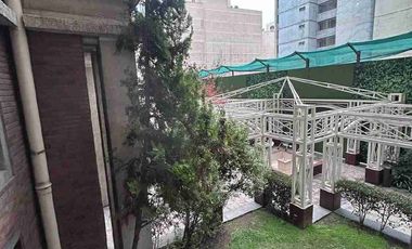 Oficina Metro U.Catolica / Lastarria