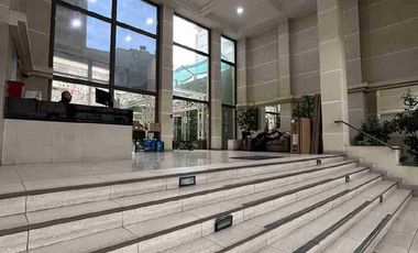 Oficina Metro U.Catolica / Lastarria