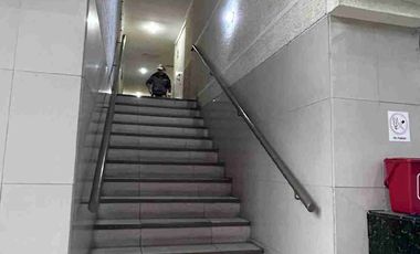 Oficina Metro U.Catolica / Lastarria