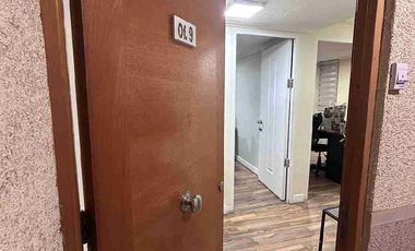 Oficina Metro U.Catolica / Lastarria