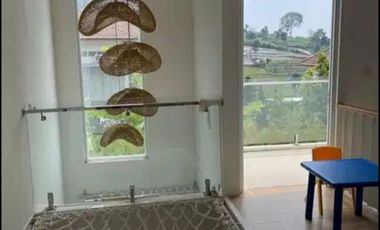 JUAL RUMAH VILLA KOLAM RENANG KAWASAN RESORT DAGO PAKAR BANDUNG UTARA
