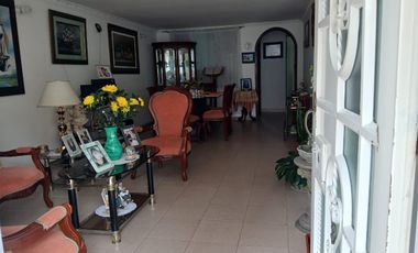 CASA EN VENTA CON APARTAMENTOS BARRIO COBEC SOACHA
