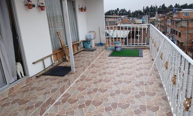 CASA EN VENTA CON APARTAMENTOS BARRIO COBEC SOACHA
