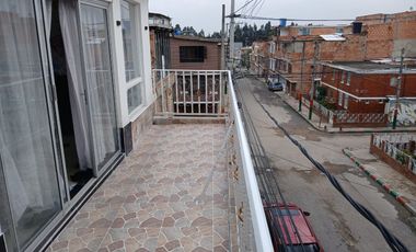 CASA EN VENTA CON APARTAMENTOS BARRIO COBEC SOACHA