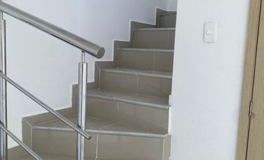 Hermoso apartaestudio  duplex, amplio muy fresco,