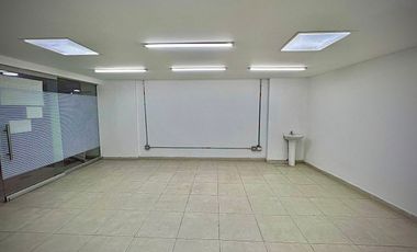 LOCAL COMECIAL EN VENTA CENTRO COMERCIAL VENECIA LA ESTRELLA