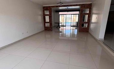 Venta de casa Puerto Azul