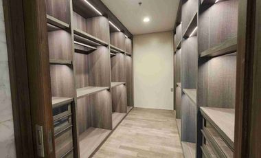 Viridian penthouse unit for lease