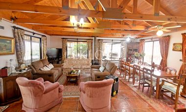 Casa 4D4B en Condominio, Curacaví