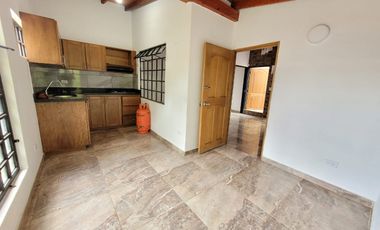 SE ARRIENDA APARTAESTUDIO EN EL CARMEN DE VIBORAL