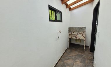 SE ARRIENDA APARTAESTUDIO EN EL CARMEN DE VIBORAL