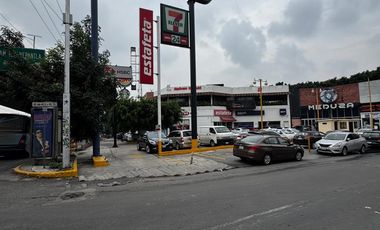 RENTA DE LOCAL COMERCIAL EN PLAZA EN VIVEROS DE LA LOMA FRENTE A PLAZA MUNDO E