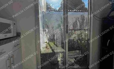Se vende casa en el castillo
