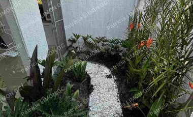 Se vende casa en el castillo