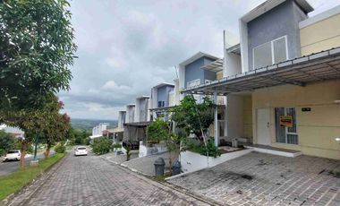 DISEWAKAN RUMAH DUA LANTAI SIAP PAKAI BEST VIEW DI TEMBALANG SEMARANG