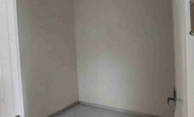 DISEWAKAN RUMAH DUA LANTAI SIAP PAKAI BEST VIEW DI TEMBALANG SEMARANG