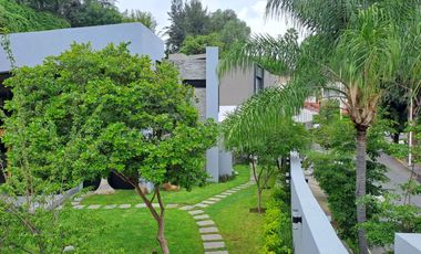 Casa en Venta en Lomas del Valle, Guadalajara, Jal.