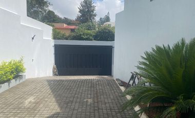 Casa en Venta en Lomas del Valle, Guadalajara, Jal.