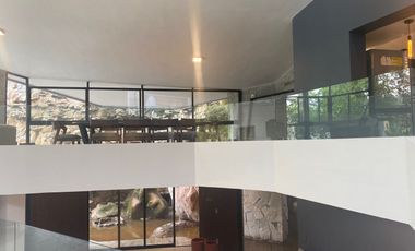 Casa en Venta en Lomas del Valle, Guadalajara, Jal.