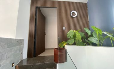 Casa en Venta en Lomas del Valle, Guadalajara, Jal.