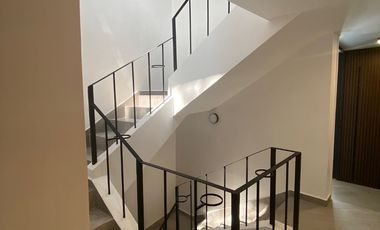 Casa en Venta en Lomas del Valle, Guadalajara, Jal.