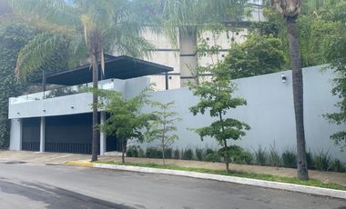 Casa en Venta en Lomas del Valle, Guadalajara, Jal.