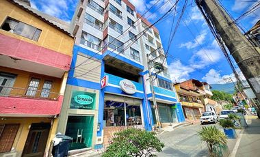 LOCAL COMERCIAL EN VENTA CENTRO COMERCIAL VENECIA LA ESTRELLA